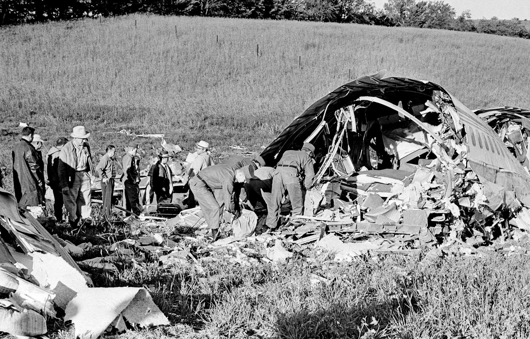 1962: Continental Airlines Flight 11